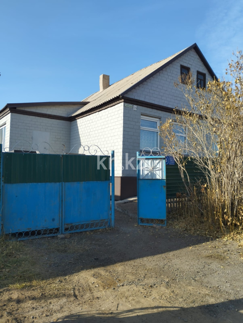 Продажа 3-комнатного дома, 90 м², ул. Щербакова, дом  25 - Продажа домов, коттеджей в Казахстане фото 1 из 15