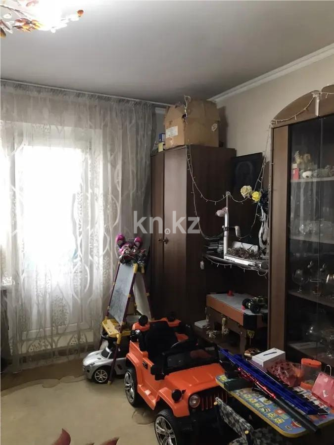 Продажа 3-комнатной квартиры, 64.8 м², пр. Абылай хана, дом  49 в Астане