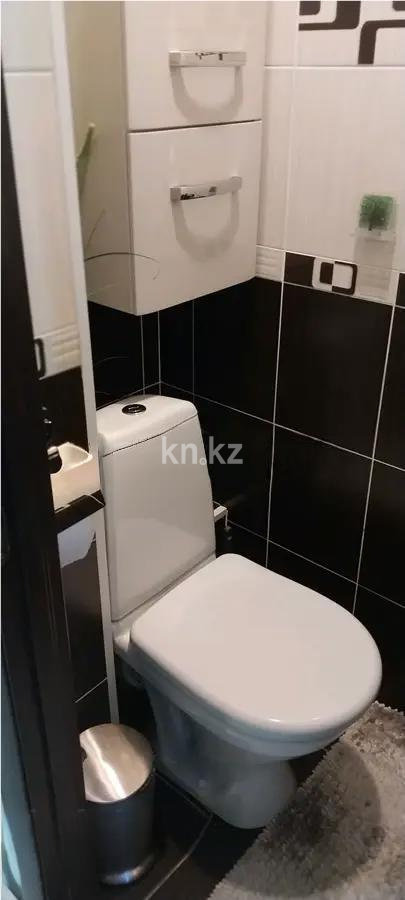 Продажа 2-комнатной квартиры, 54 м², 3 мкр., дом  5а в Алматы - фото 5