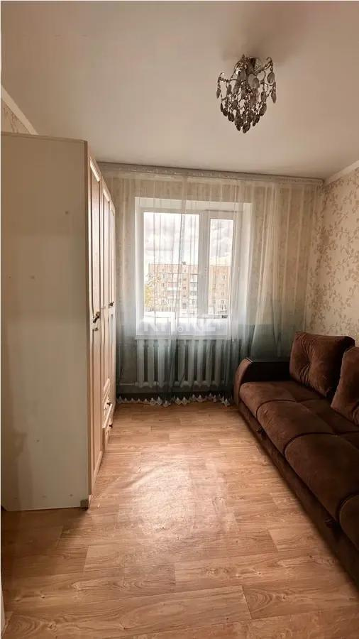 Продажа 3-комнатной квартиры, 63 м², мкр-н Голубые Пруды, дом  15 в Караганде - фото 2