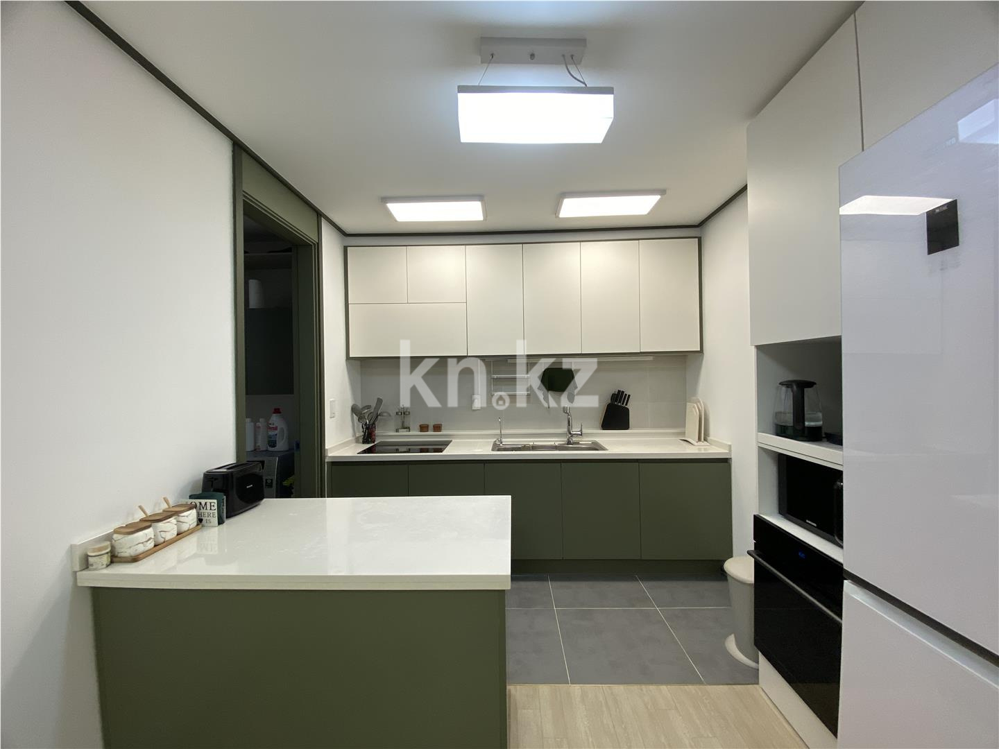 Продажа 3-комнатной квартиры, 90 м², ул. Бухар жырау в Астане - фото 5