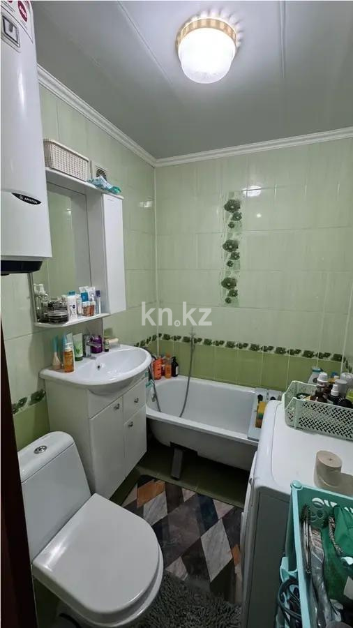 Продажа 2-комнатной квартиры, 42 м², мкр-н 12, дом  13 в Караганде - фото 6