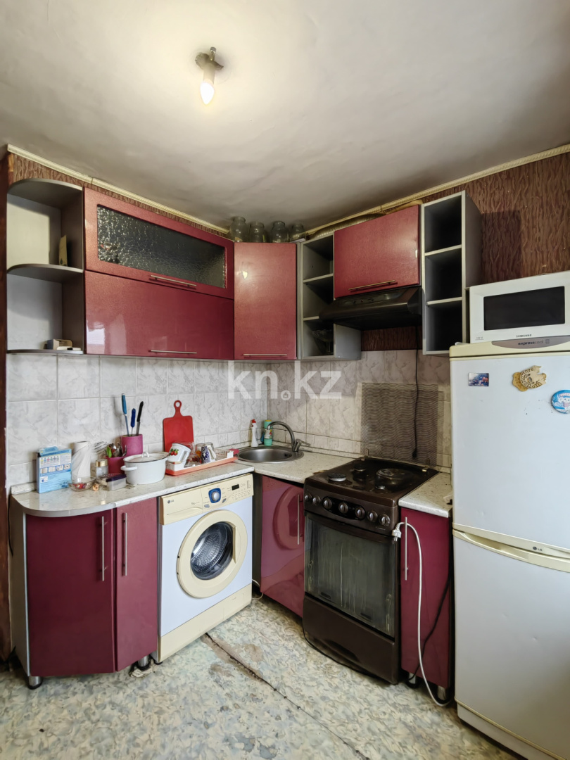 Продажа 3-комнатной квартиры, 42 м², ул. Магнитогорская, дом  2 в Караганде - фото 14