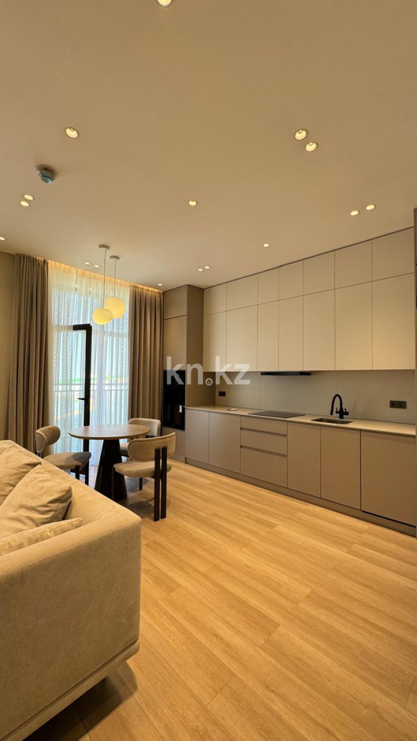 Аренда 3-комнатной квартиры, 95 м², ул. Нурмагамбетова - Аренда  трехкомнатных квартир помесячно в Алматы с фото фото 3 из 12