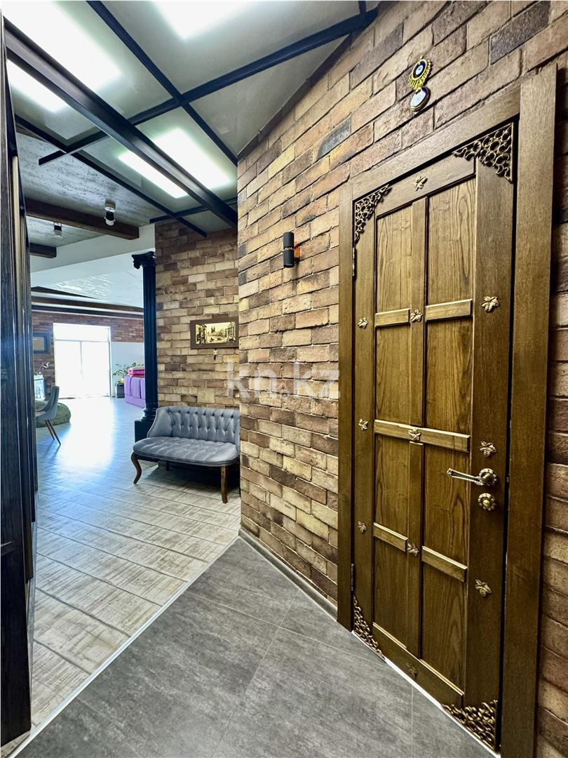 Продажа 3-комнатной квартиры, 160 м², ул. Аманжолова, дом  41 - Продажа  трехкомнатных квартир в Караганде с фото фото 39 из 52