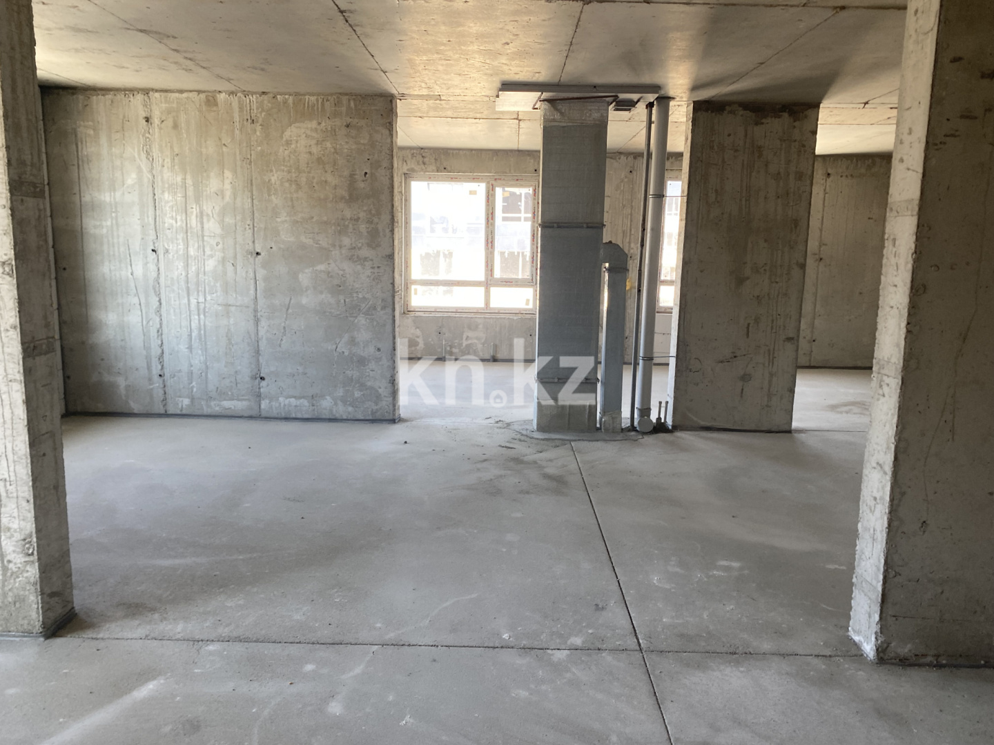 Продажа 3-комнатной квартиры, 80 м², ул. Утепова, дом  30 - Жандосова Розыбакиева - Продажа  трехкомнатных квартир в новостройках Алматы фото 1 из 11