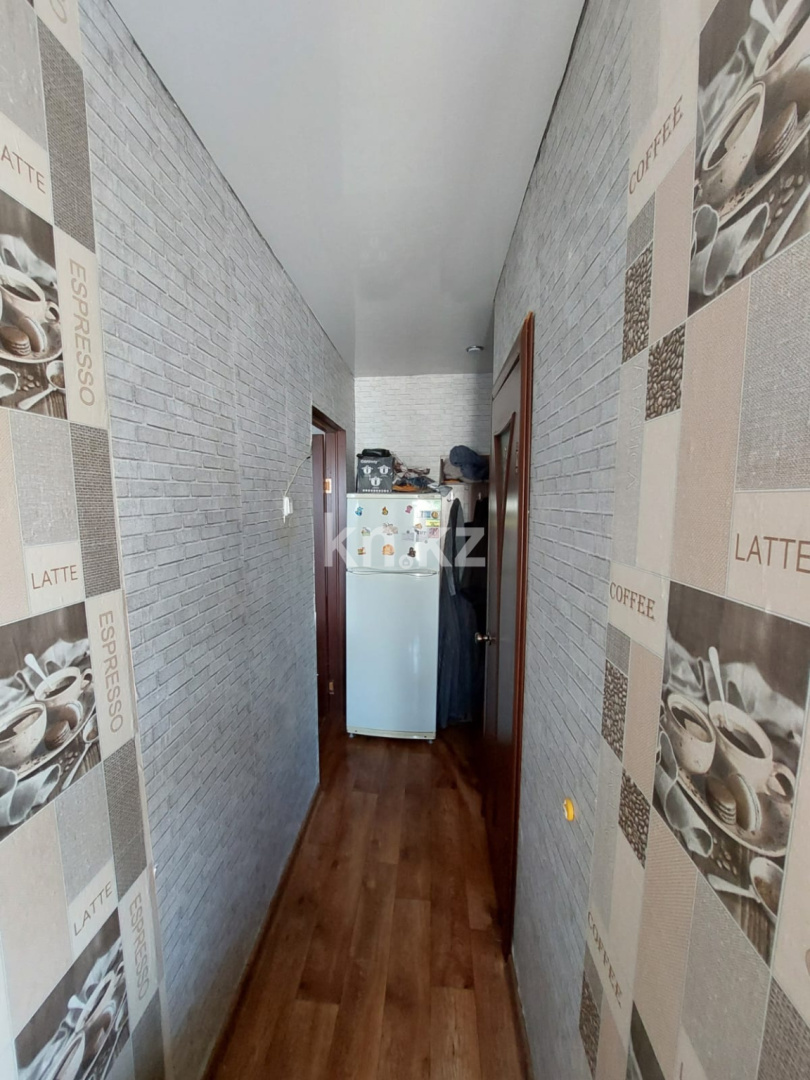 Продажа 1-комнатной квартиры, 32 м², ул. Ларина, дом  1 - Продажа квартир в Уральске без посредников с фото фото 2 из 13