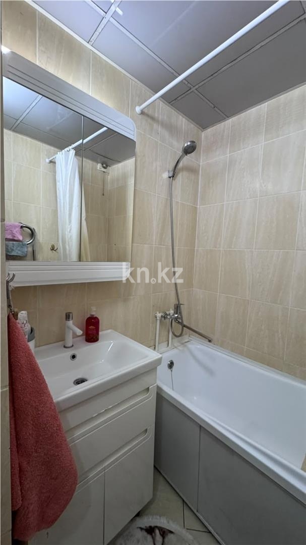 Продажа 4-комнатной квартиры, 68.8 м² в Караганде - фото 12