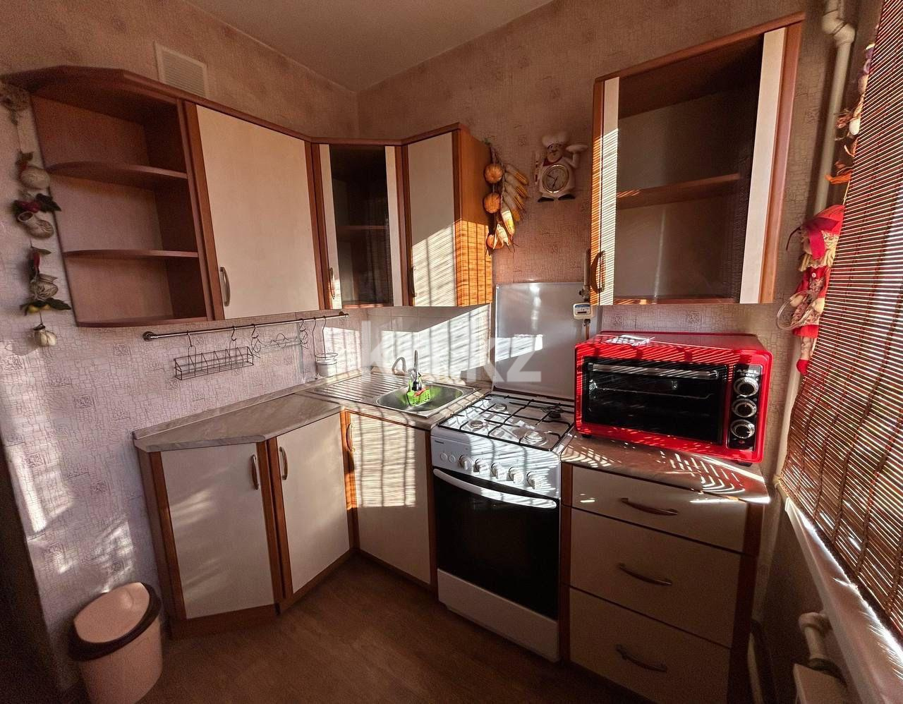 Продажа 3-комнатной квартиры, 58 м², ул. Ерубаева в Караганде - фото 9