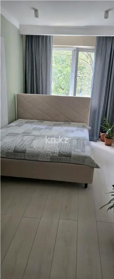 Продажа 3-комнатной квартиры, 59 м², мкр-н 1, дом  59 - Продажа  трехкомнатных квартир в Алматы фото 3 из 6