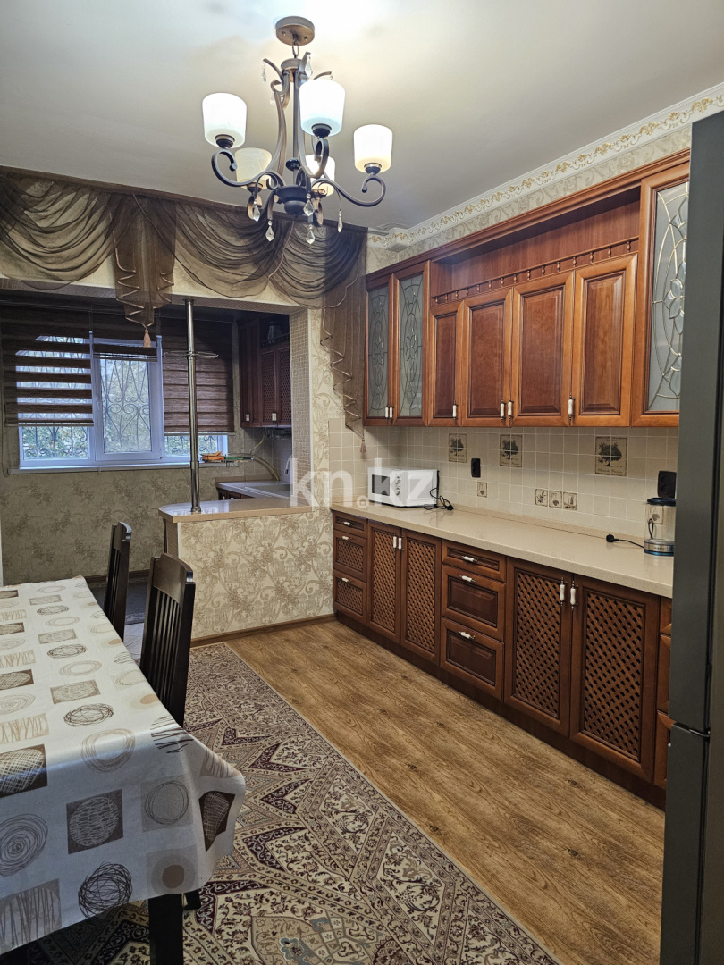 Аренда 4-комнатной квартиры посуточно, 152 м², ул. 8 Марта, дом  5а - Аренда квартир посуточно в Шымкенте фото 11 из 12