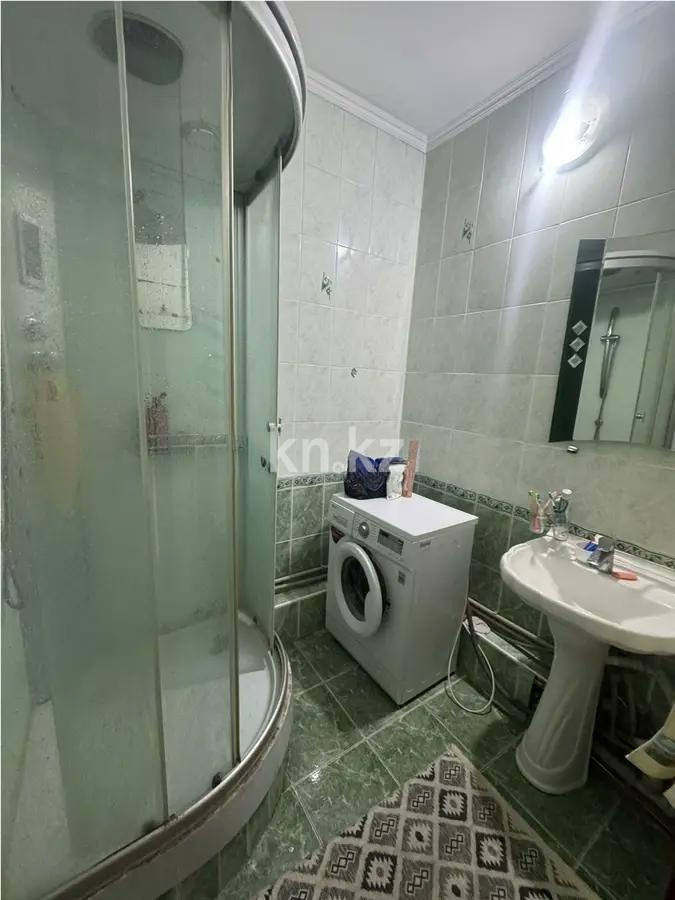 Продажа 2-комнатной квартиры, 65 м², мкр-н Сайран, дом  13 в Алматы - фото 4