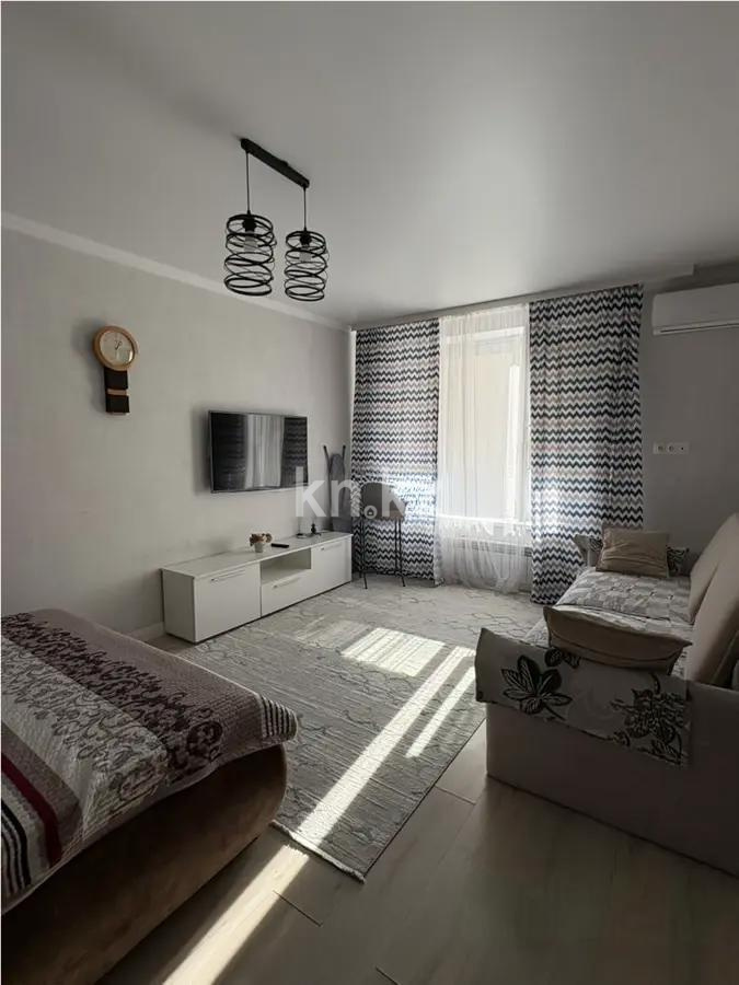 Продажа 1-комнатной квартиры, 40 м² в Астане