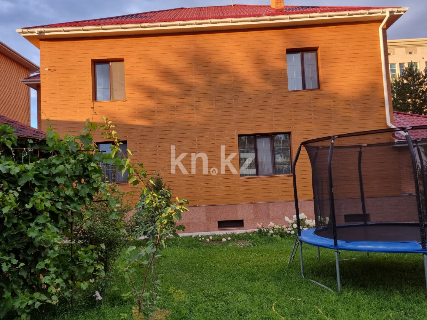 Продажа 7-комнатного дома, 450 м², Комсомольский - Продажа домов, коттеджей в Казахстане фото 6 из 11