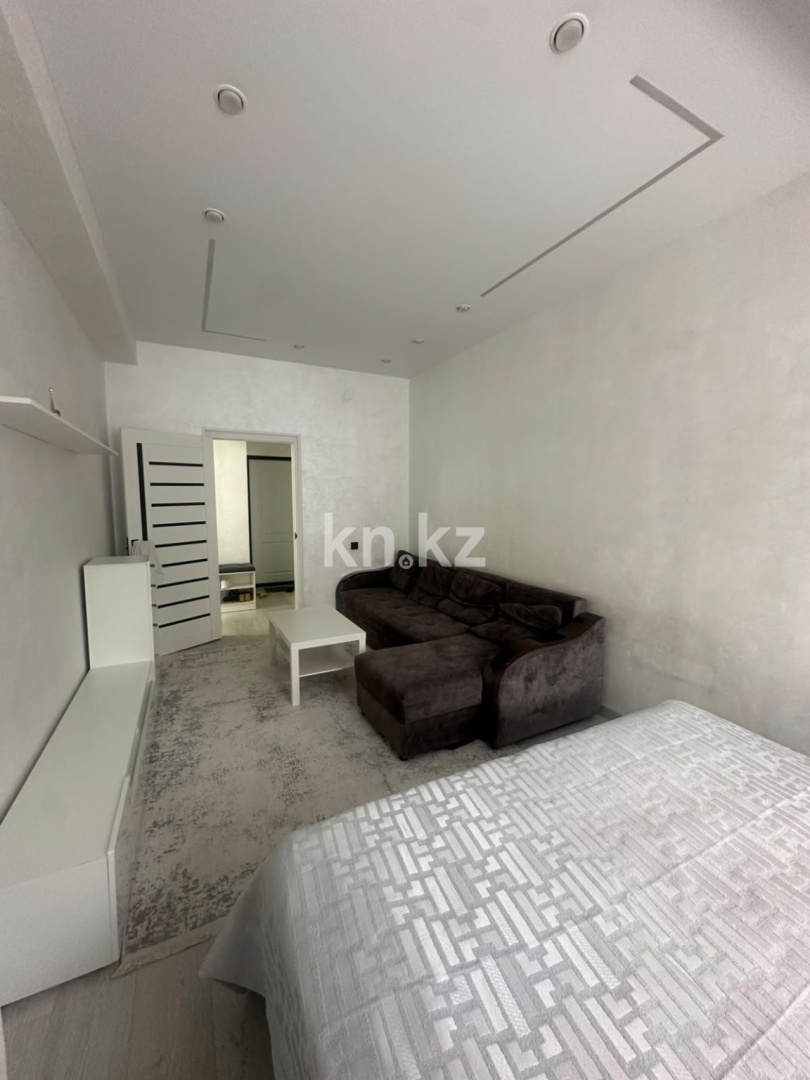 Продажа 1-комнатной квартиры, 41 м² - Недвижимость в Казахстане - страница 24 фото 2 из 12
