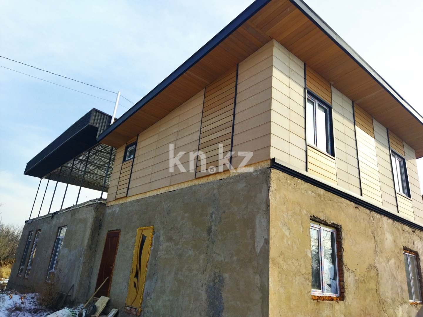 Продажа 7-комнатного дома, 240 м², Караманова, дом  9/1 - ул. Виноградова - Продажа домов и коттеджей в Алматы фото 1 из 2