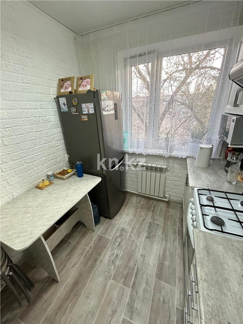 Продажа 1-комнатной квартиры, 31 м², мкр-н 14, дом  2 в Караганде - фото 2