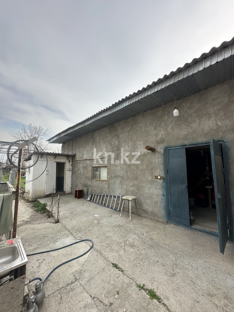 Продажа 8-комнатного дома, 300 м² - Продажа домов, коттеджей в Енбекшинском р-не Шымкента фото 24 из 27