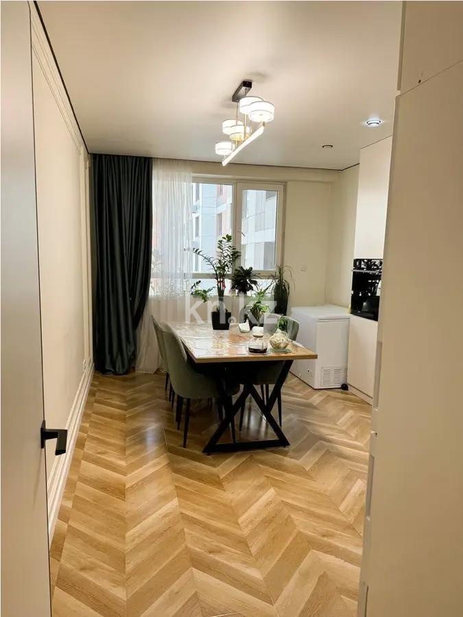 Продажа 4-комнатной квартиры, 110.4 м² в Алматы - фото 4