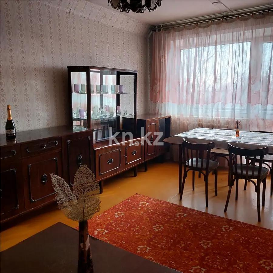 Продажа 2-комнатной квартиры, 47 м², мкр-н 23, дом  16 в Караганде