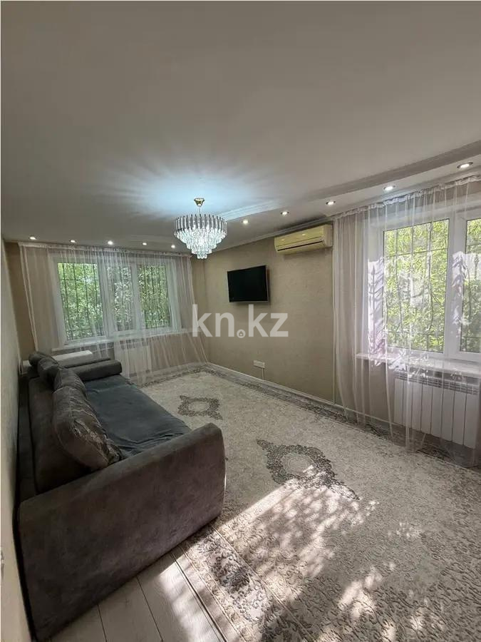 Продажа 3-комнатной квартиры, 61 м², ул. Гапеева, дом  13 - Продажа  трехкомнатных квартир в Караганде без посредников фото 1 из 6