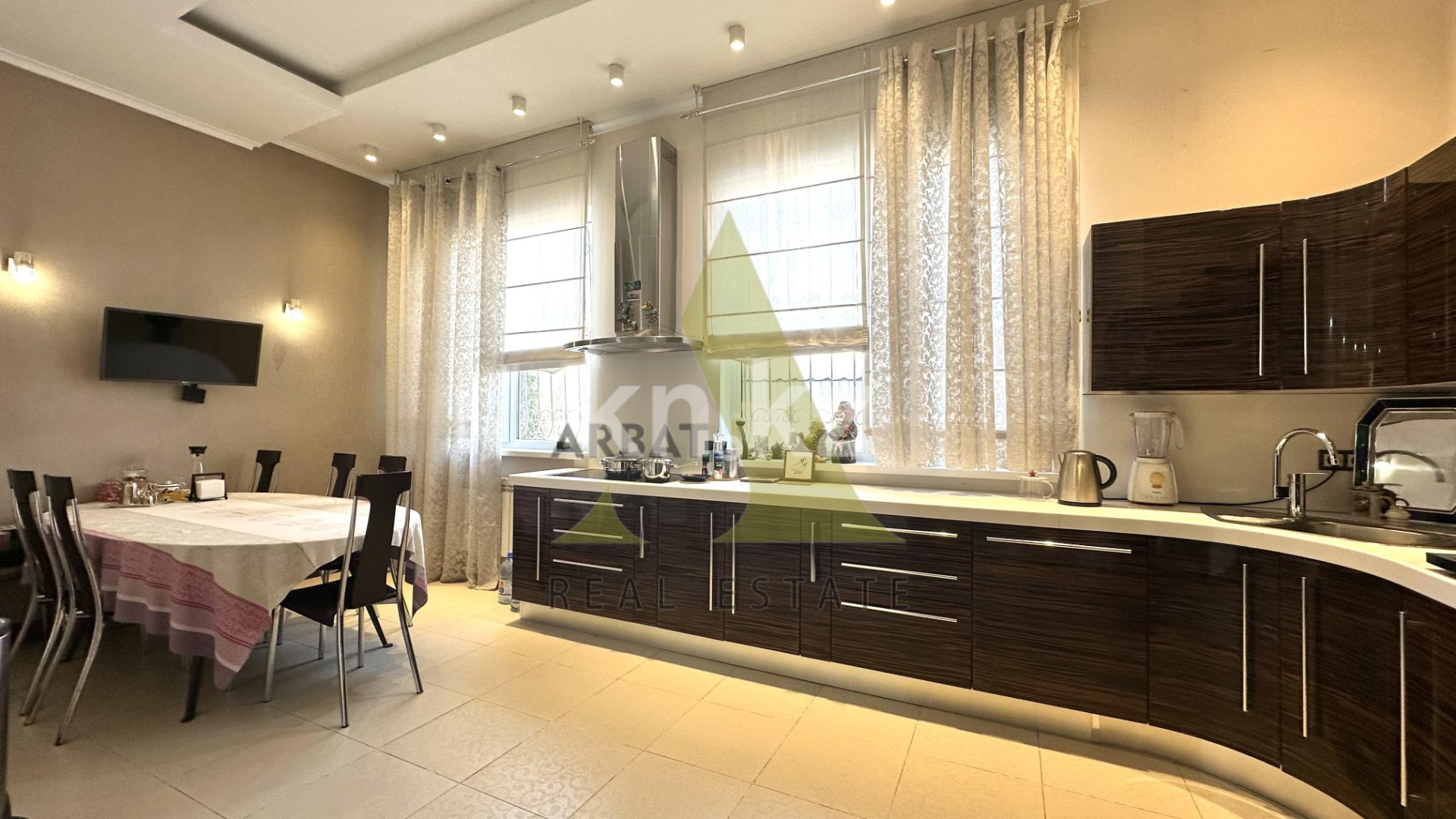 Продажа 5-комнатного дома, 197 м², ул. Сабденова - Продажа домов, коттеджей в Алматы с фото фото 9 из 18