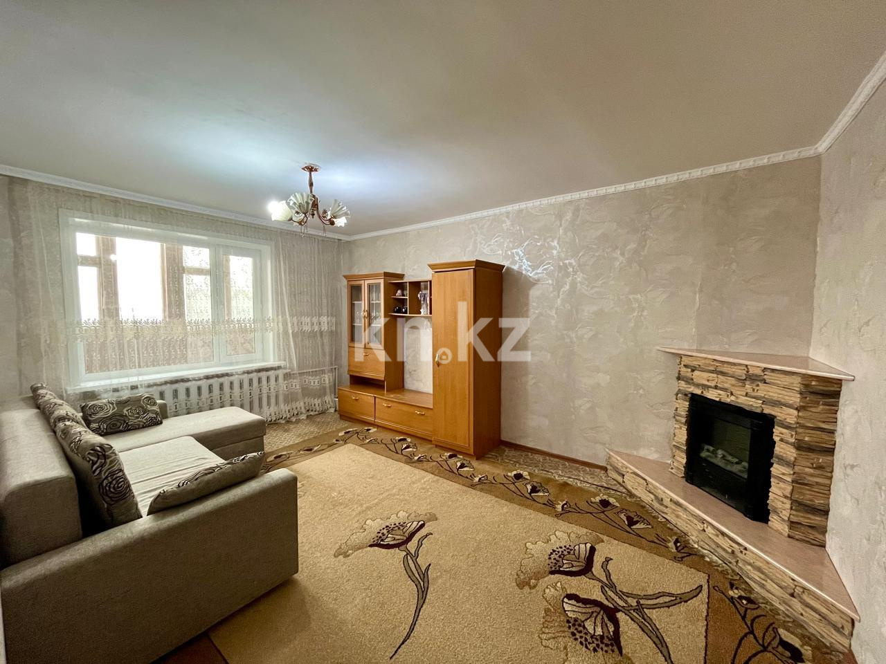 Продажа 2-комнатной квартиры, 50 м², мкр-н Мамраева (Восток-5) - Продажа жилой и коммерческой недвижимости в Караганде фото 1 из 16