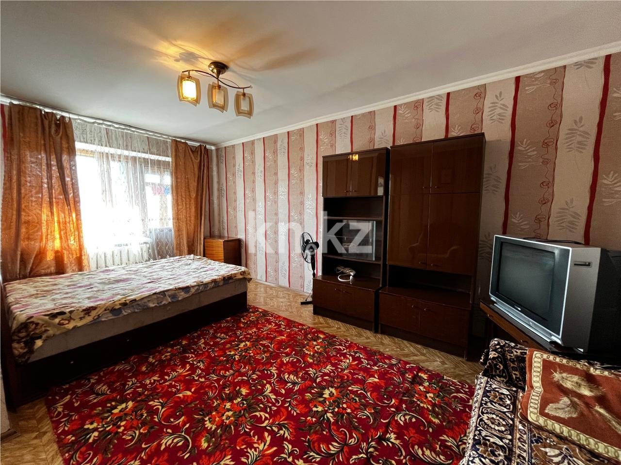 Продажа 1-комнатной квартиры, 31 м², ул. Ермекова - Продажа квартир в Караганде фото 1 из 12