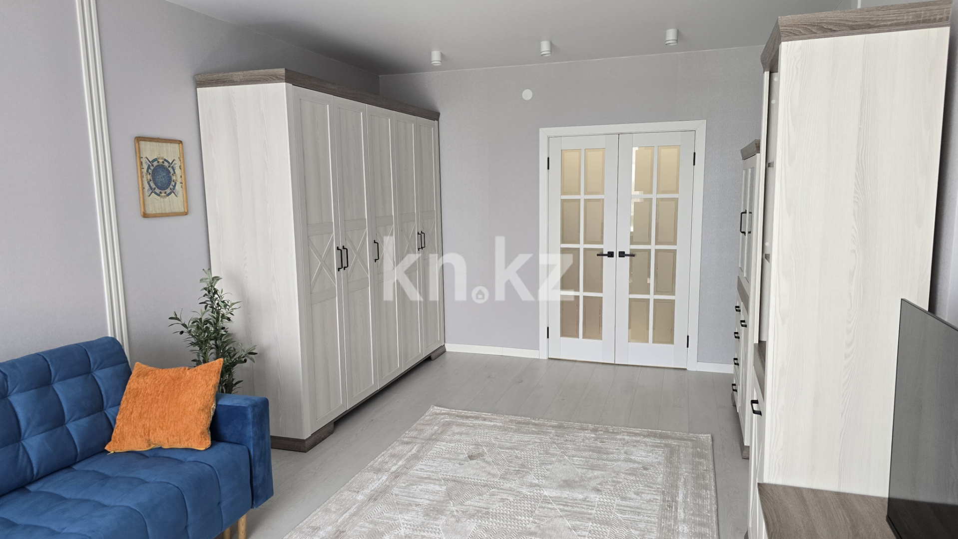 Аренда 2-комнатной квартиры, 76 м², ул. Варламова, дом  27В - Аренда  двухкомнатных квартир помесячно в Алматы без посредников с фото фото 2 из 13