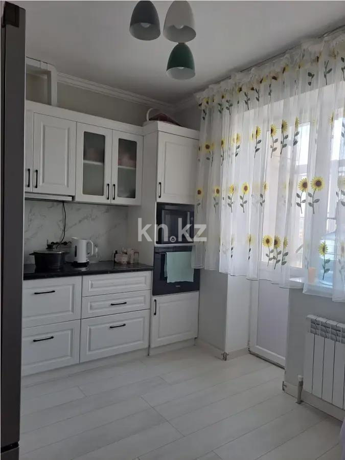 Продажа 2-комнатной квартиры, 55 м², ул. Байтурсынова, дом  47 в Астане - фото 3