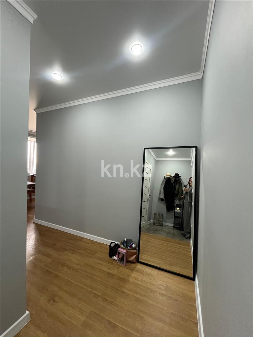 Продажа 1-комнатной квартиры, 40 м², 137 учетный квартал, дом  349 в Караганде - фото 10