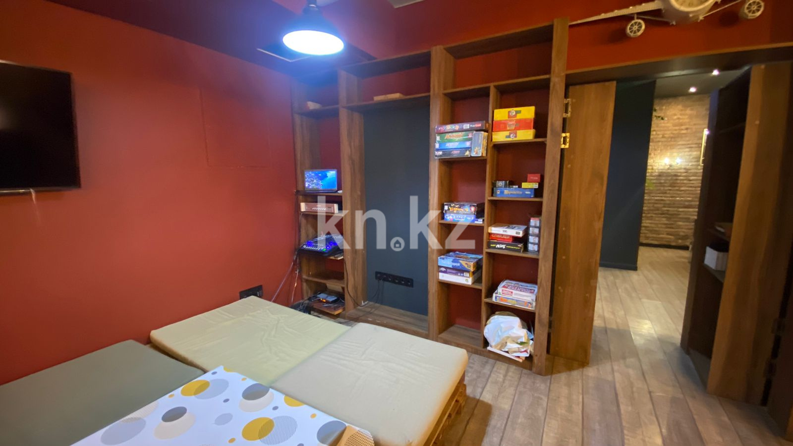 Продажа , 202 м², ул. Аманжолова, дом  24 - Продажа офисных и торговых помещений в Астане фото 10 из 15