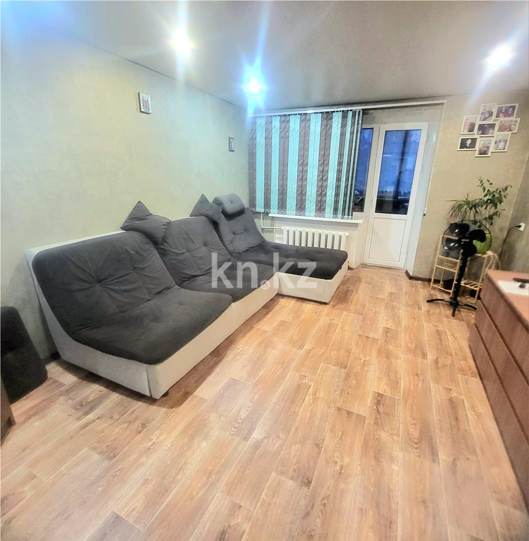 Продажа 3-комнатной квартиры, 70 м², пр. Республики - Продажа жилой и коммерческой недвижимости в Темиртау фото 1 из 16