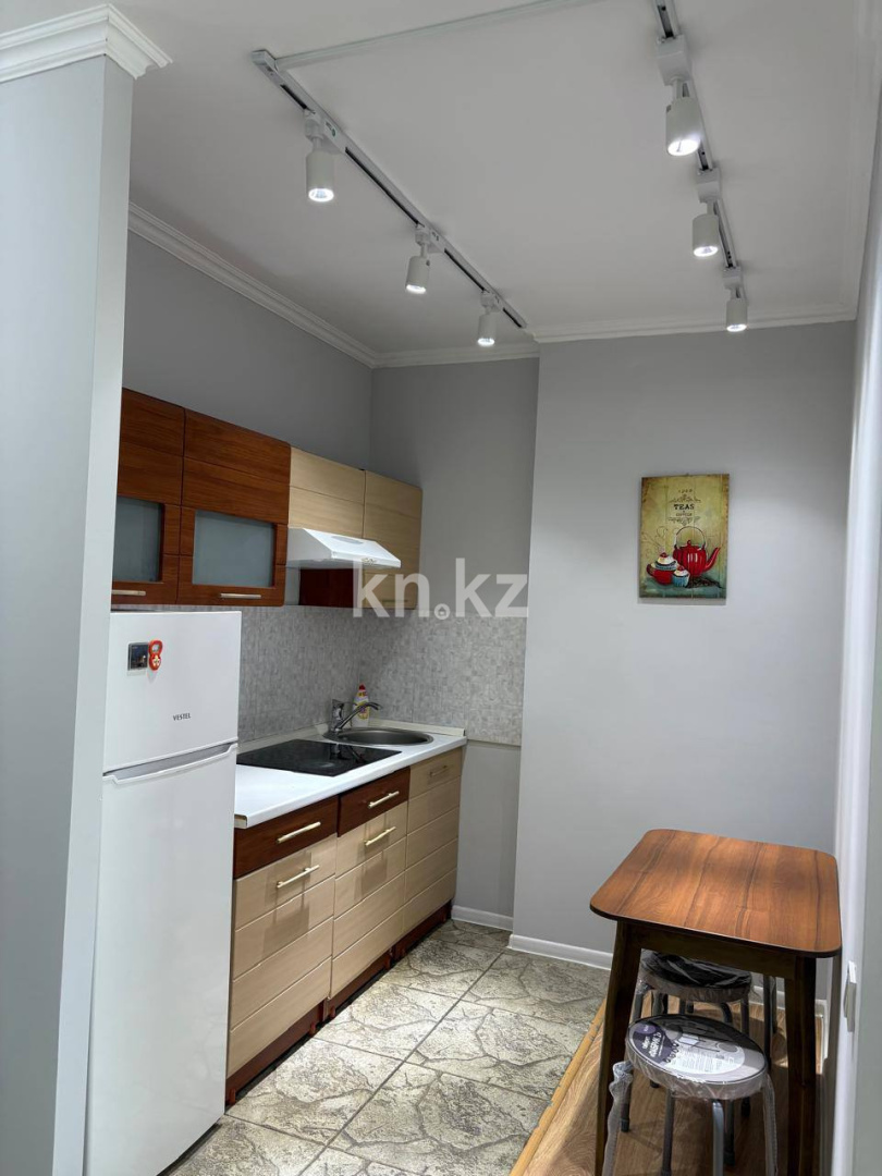 Аренда 2-комнатной квартиры, 60 м², пр. Кабанбай батыра, дом  11 - Аренда  двухкомнатных квартир помесячно в Астане фото 1 из 9