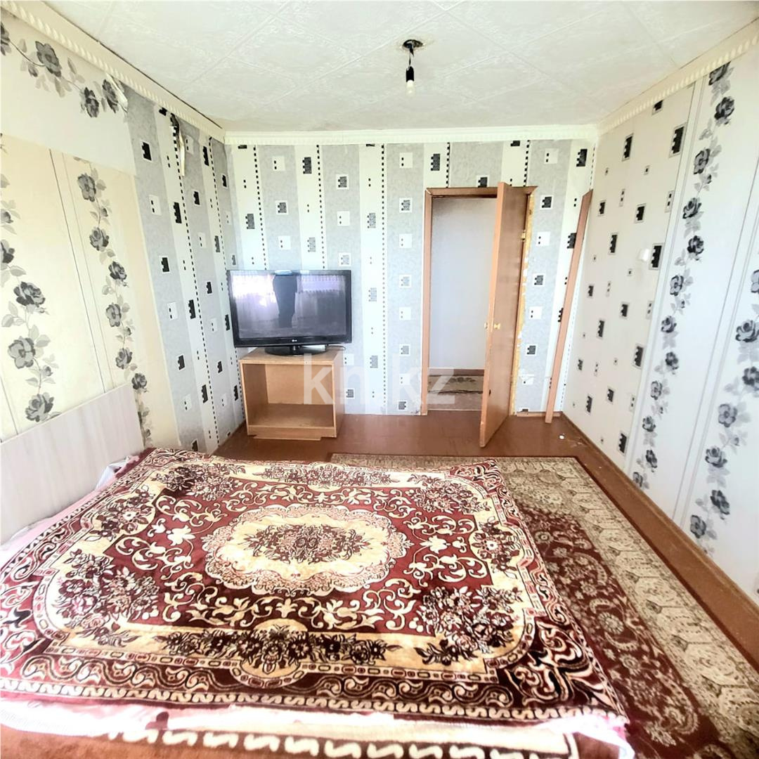 Продажа 3-комнатной квартиры, 56 м², мкр-н 4-й - Продажа земельных участков в Уральске фото 2 из 11