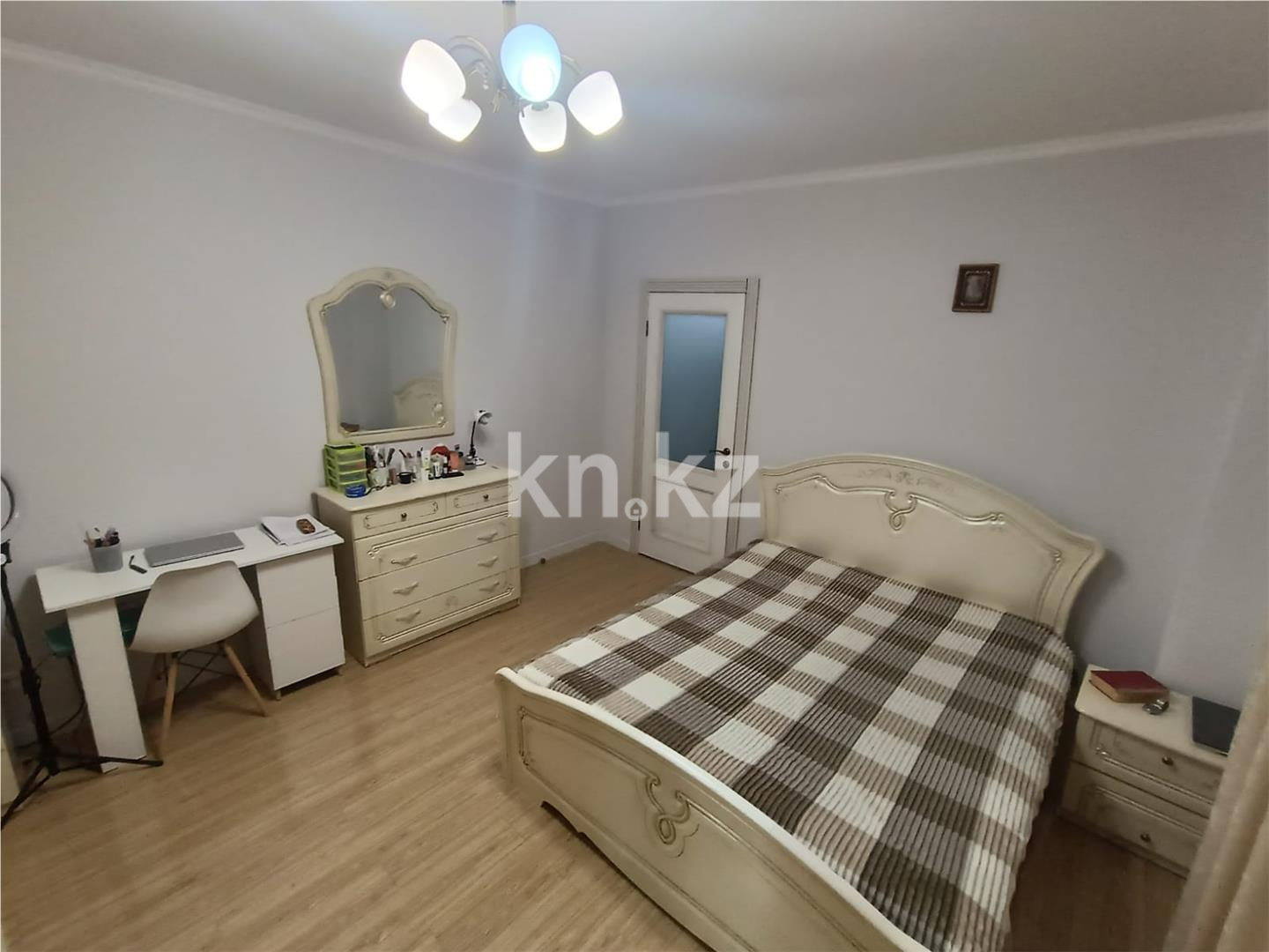 Продажа 2-комнатной квартиры, 70 м², ул. Сарайшык в Астане - фото 3