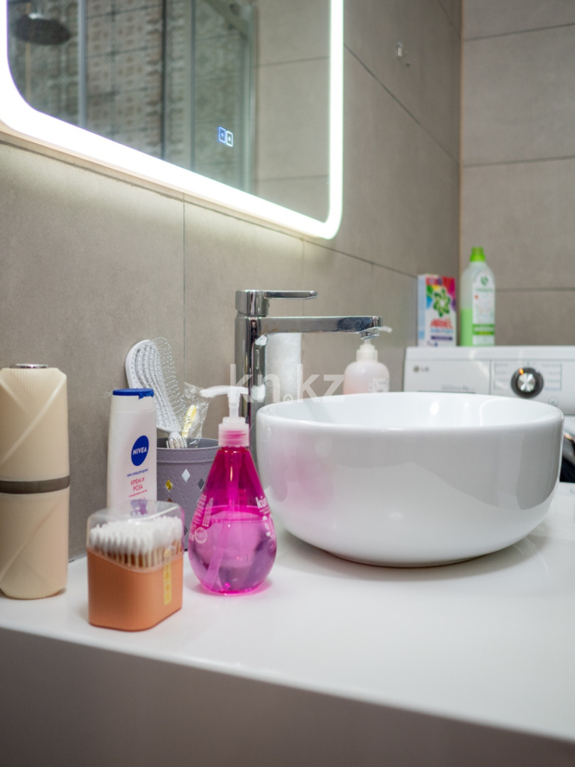 Аренда 2-комнатной квартиры посуточно, 70 м², ул. Навои, дом  208 - ул. Торайгырова - Аренда  двухкомнатных квартир посуточно в Алматы фото 14 из 17