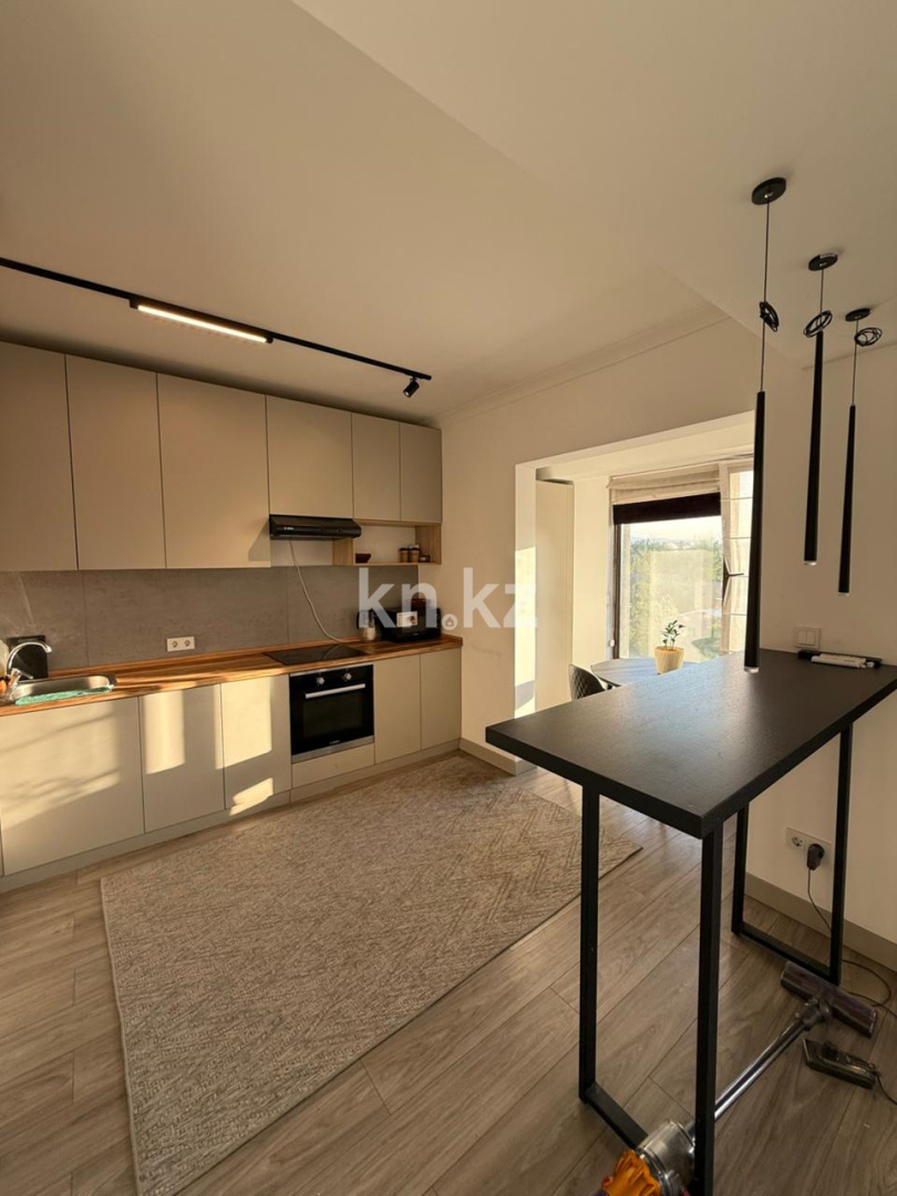 Аренда 2-комнатной квартиры, 80 м², мкр-н Коктем-3, дом  24 - бул. Бухар Жырау - Аренда квартир помесячно в Алматы с фото фото 6 из 15