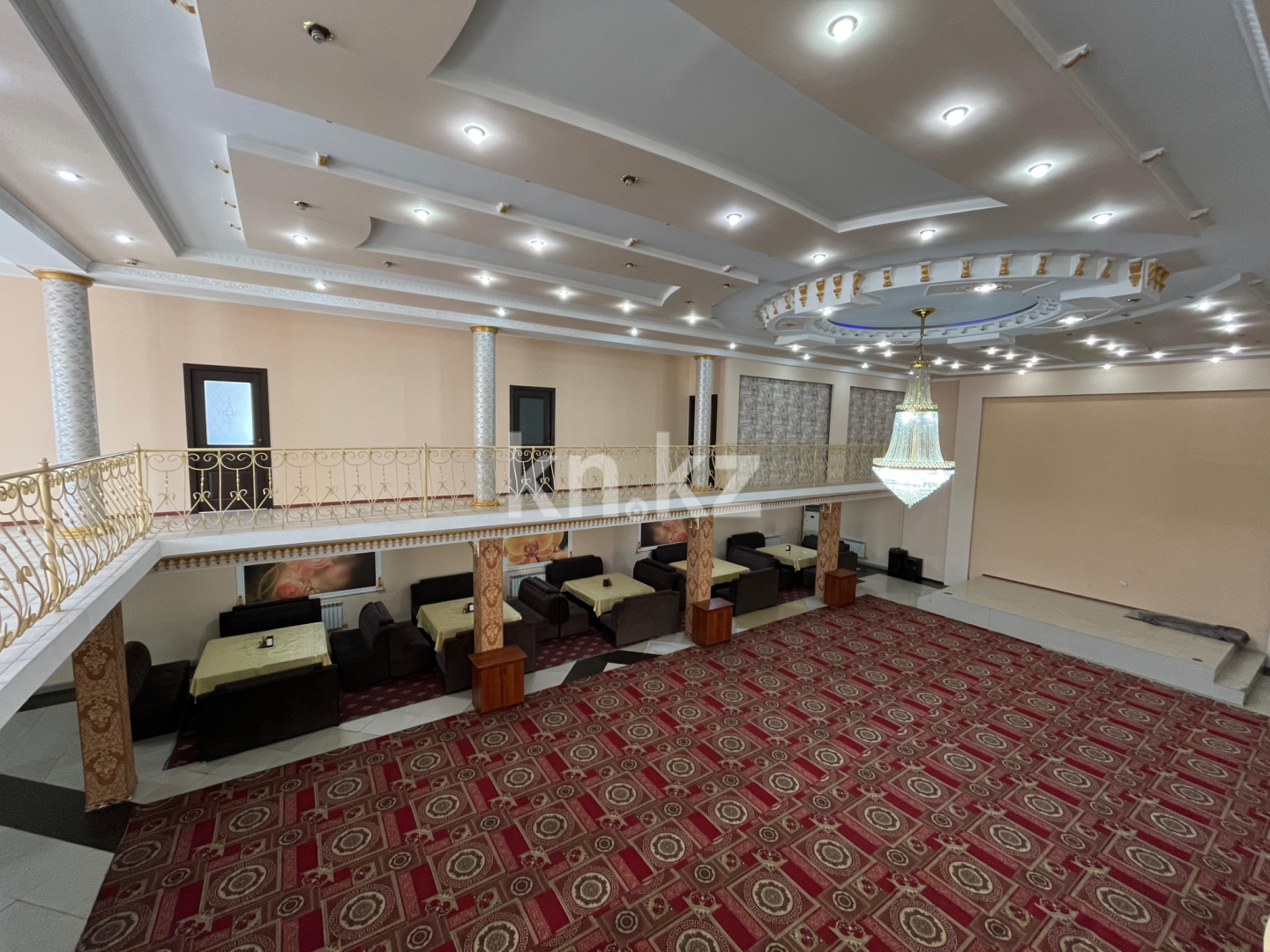 Продажа , 1200 м², ул. Гагарина, дом  1111 - Продажа офисных и торговых помещений в Шымкенте фото 8 из 25