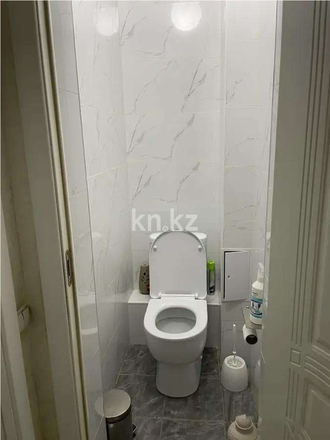 Продажа 3-комнатной квартиры, 65 м², ул. Богенбай батыра, дом  293 в Алматы - фото 6