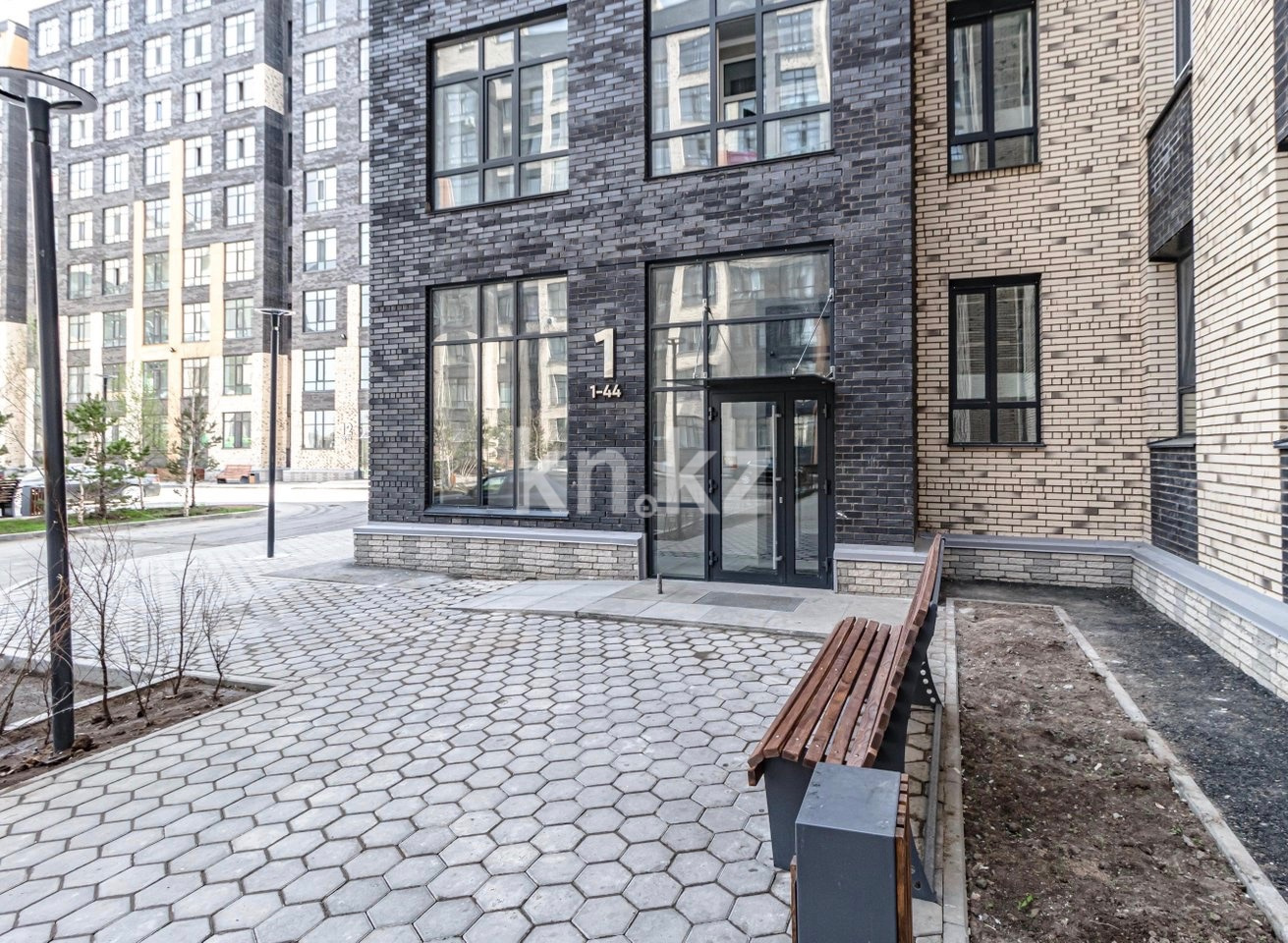 Продажа 3-комнатной квартиры, 90 м², ул. Кургальжинское шоссе, дом  15/1 в Астане - фото 15