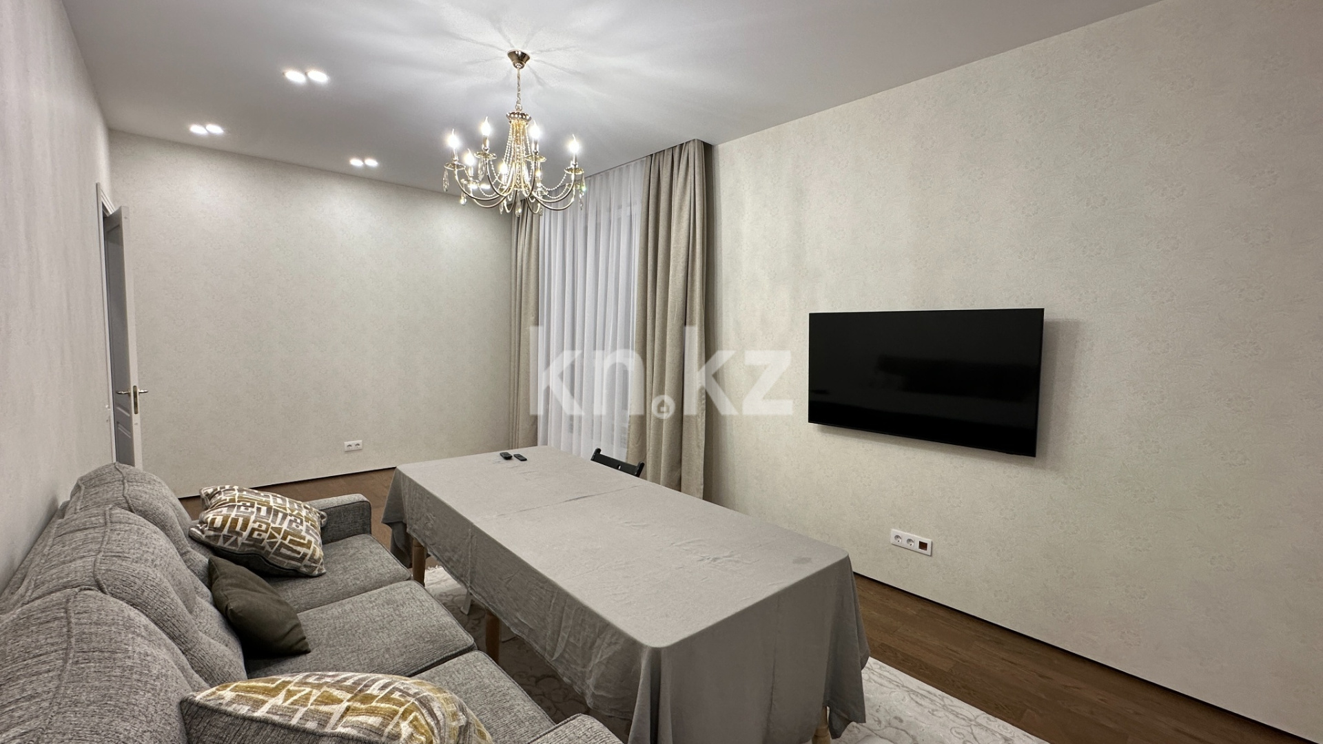 Продажа 2-комнатной квартиры, 70 м² в Алматы - фото 4