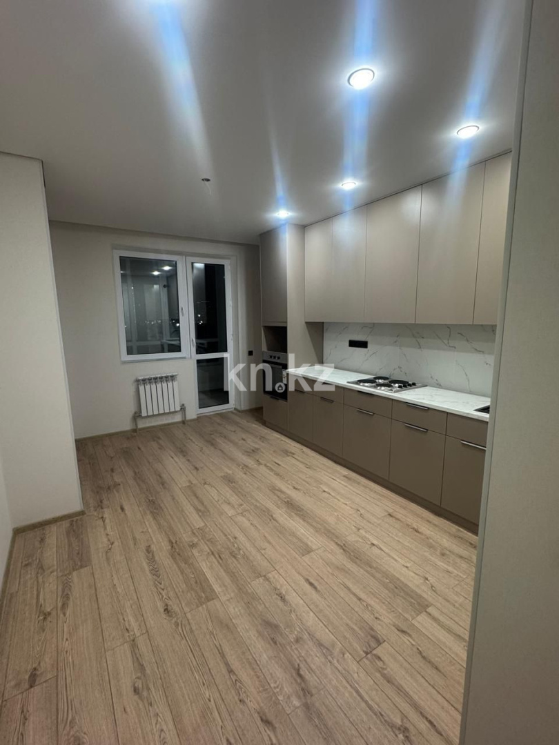 Продажа 3-комнатной квартиры, 90 м², ул. Байтурсынова, дом  42 в Астане - фото 14