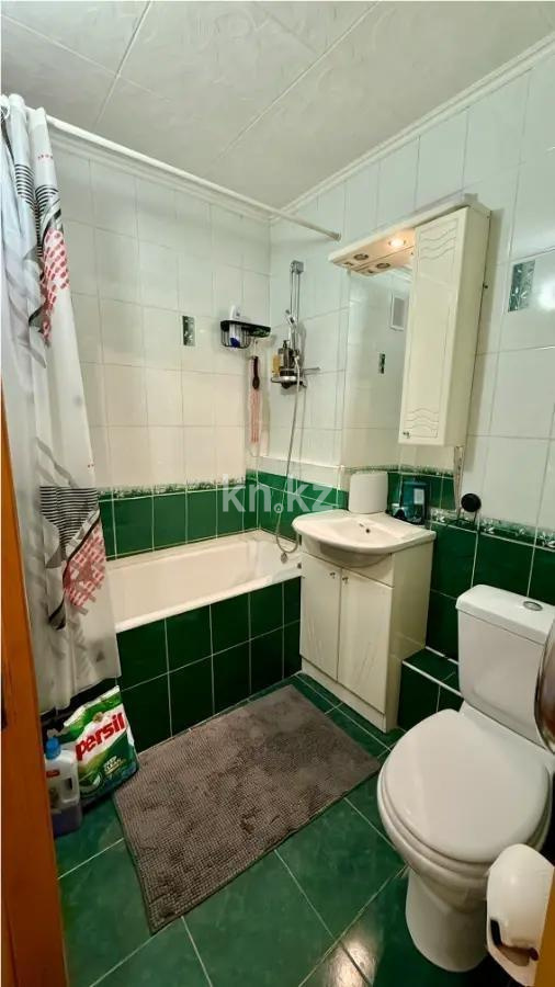 Продажа 3-комнатной квартиры, 58.7 м², мкр-н 12, дом  3 в Алматы - фото 5