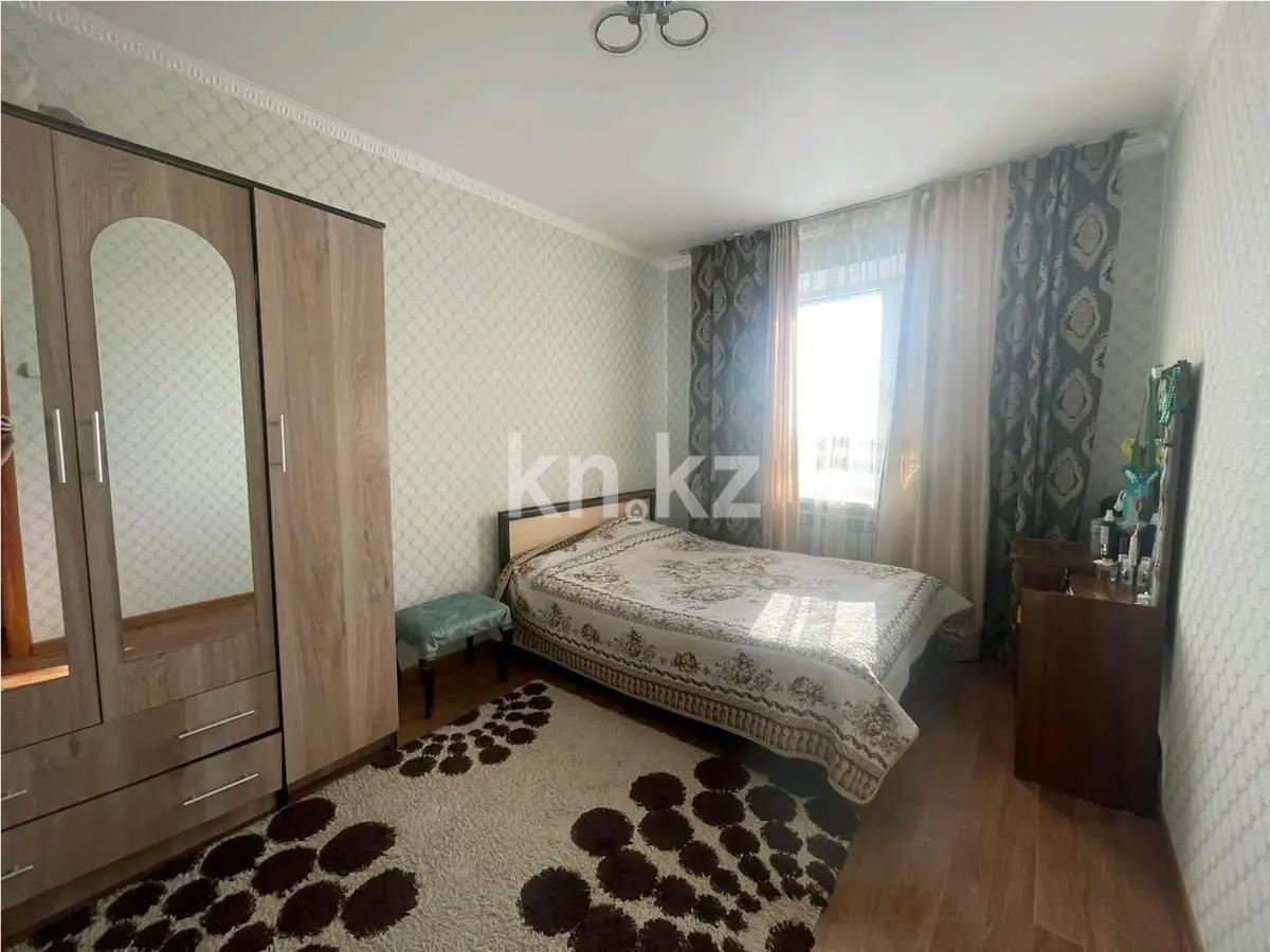 Продажа 3-комнатной квартиры, 65 м², ул. Кемеровская, дом  114 в Караганде - фото 3