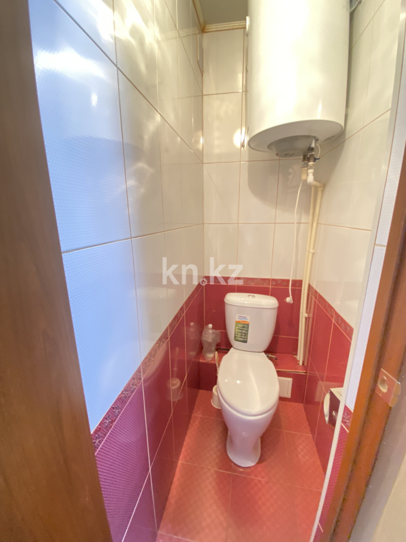 Продажа 2-комнатной квартиры, 47 м², мкр-н 22 в Караганде - фото 10