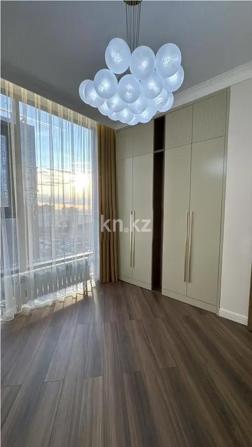 Продажа 3-комнатной квартиры, 78 м², пр. Мангилик Ел, дом  62 в Астане - фото 3
