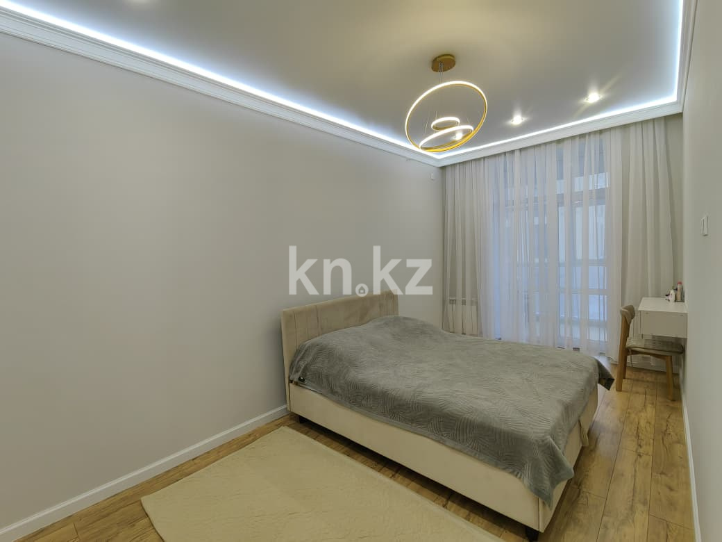 Продажа 1-комнатной квартиры, 40 м², ул. Букетова, дом  3/3 - Продажа  однокомнатных квартир в Караганде с фото фото 1 из 24