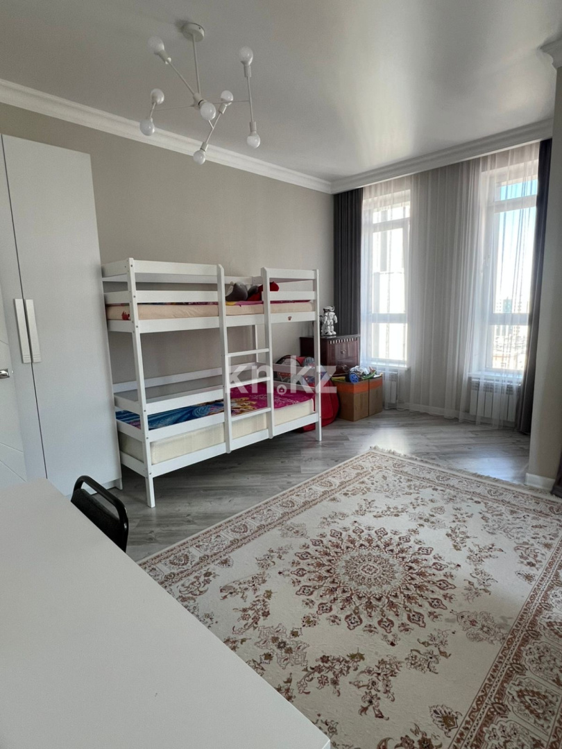 Продажа 3-комнатной квартиры, 90 м², ул. Туркестан, дом  14 - Туркестан 14 — Туркистан - Орынбор - Продажа  трехкомнатных квартир в Астане с фото фото 5 из 19