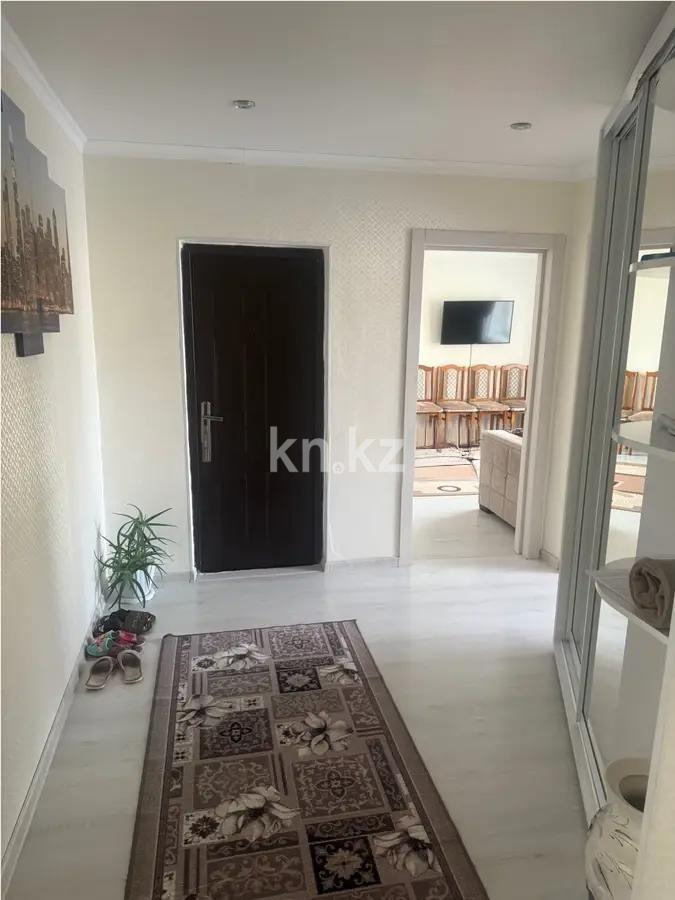 Продажа 4-комнатной квартиры, 75 м², мкр-н Голубые Пруды, дом  13 - Продажа  четырехкомнатных квартир в Караганде фото 9 из 9